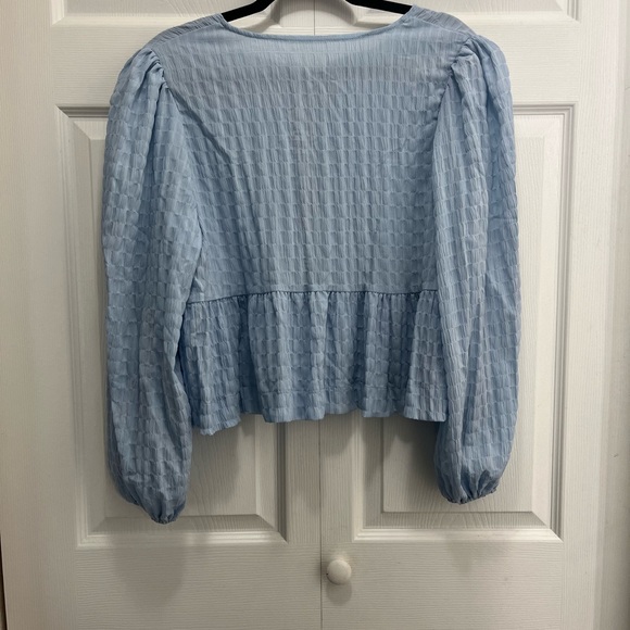 SHEIN Light Blue Textured Blouse with Tie-Front - Picture 2 of 2